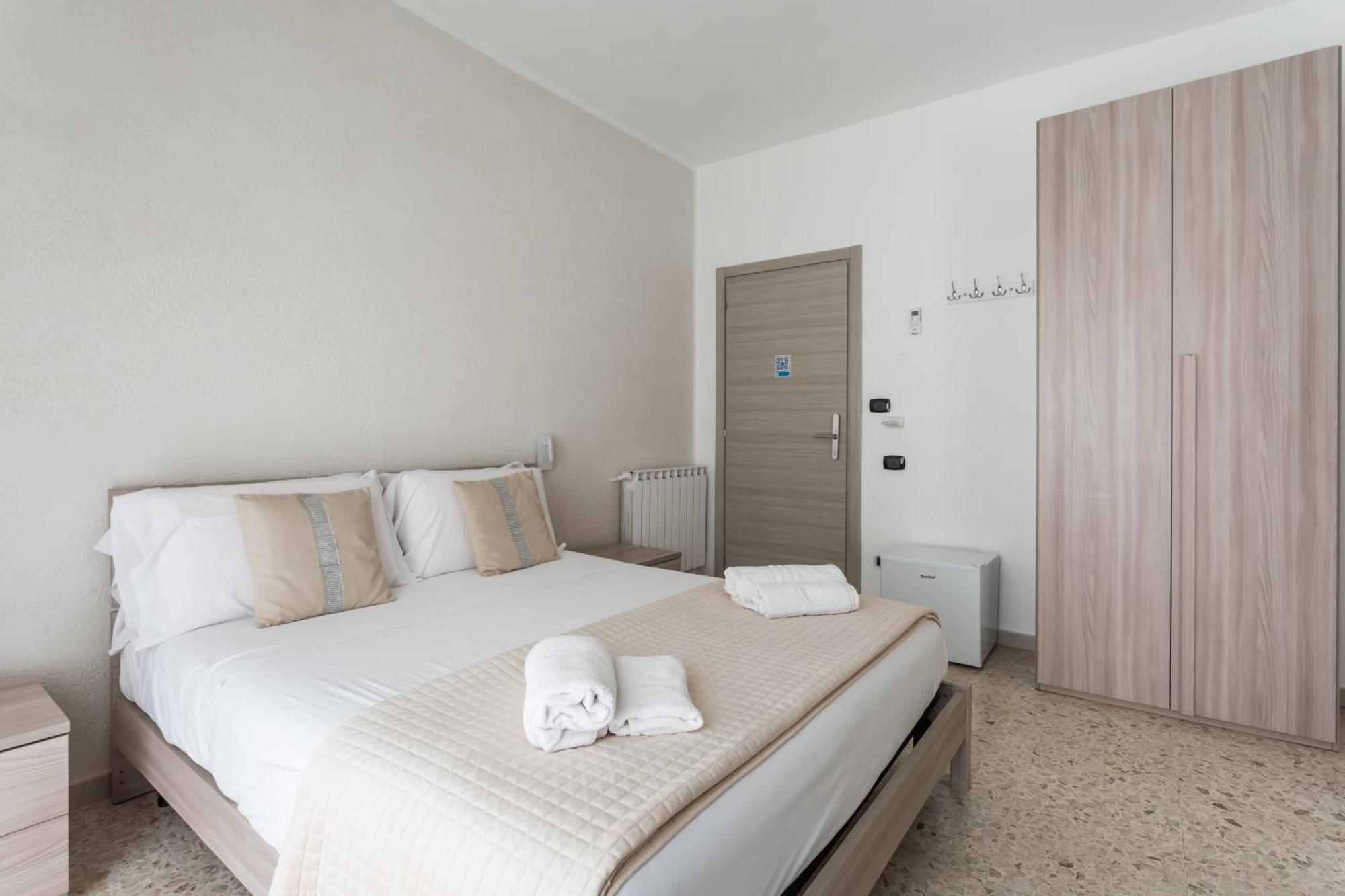 Napoli Fly Guest House 290 Kültér fotó